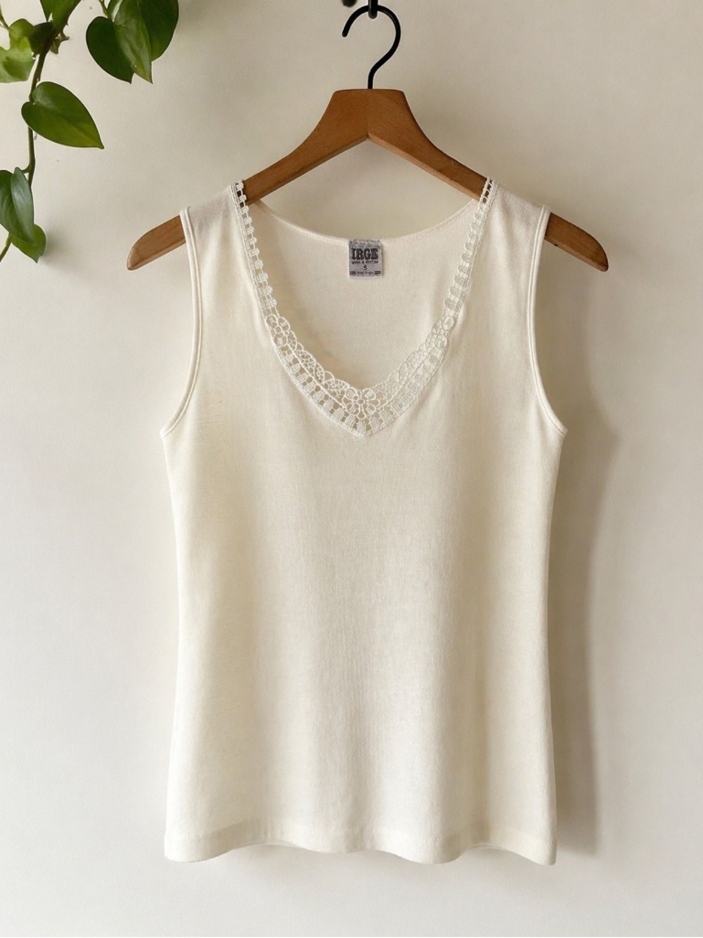 ⭐️SOLD Ivory Lace Trim Knit Tank • Made in Italy • Quiet Luxury Minimalist